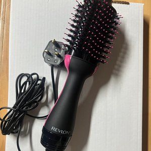 Revlon One Step Volumizer Brush Hairdryer - 220~240 Voltage International Travel